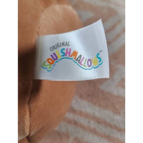 Squishmallow Official Kellytoy Squishy Soft Plush Toy (8 Inch, Chip the Beaver) - Picture 5 of 7